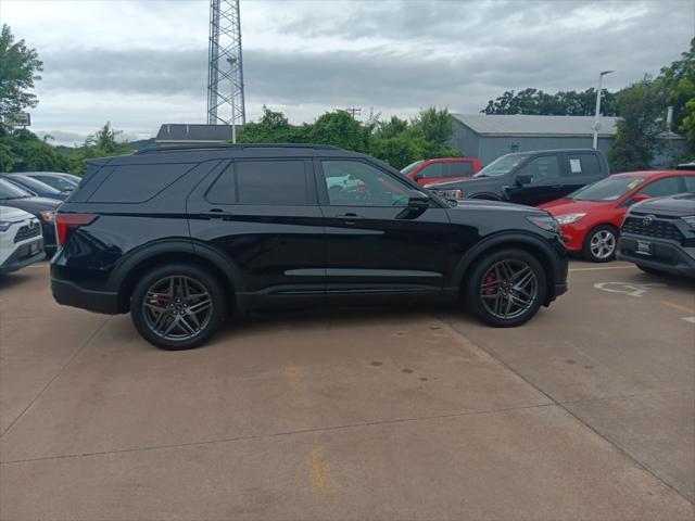 used 2025 Ford Explorer car, priced at $51,900