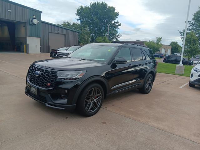 used 2025 Ford Explorer car, priced at $51,900