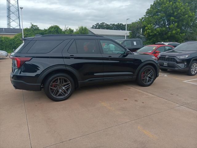 used 2025 Ford Explorer car, priced at $51,900