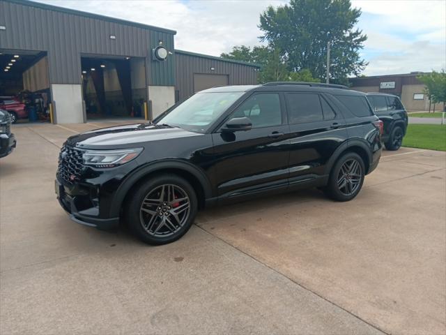 used 2025 Ford Explorer car, priced at $51,900