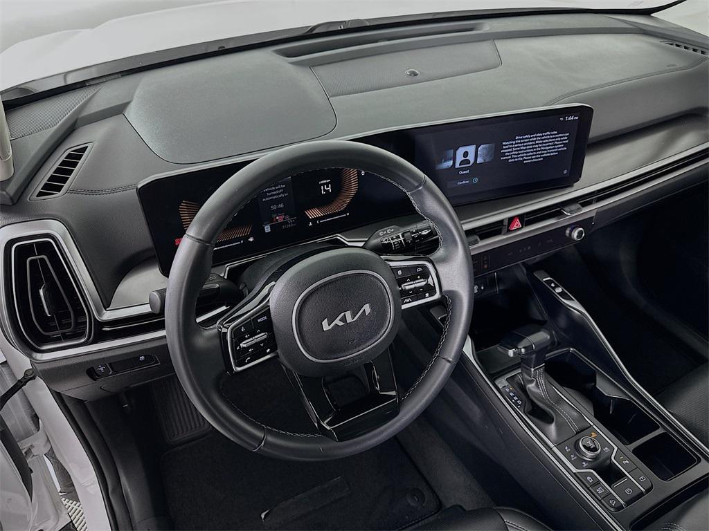 used 2024 Kia Sorento car, priced at $29,900