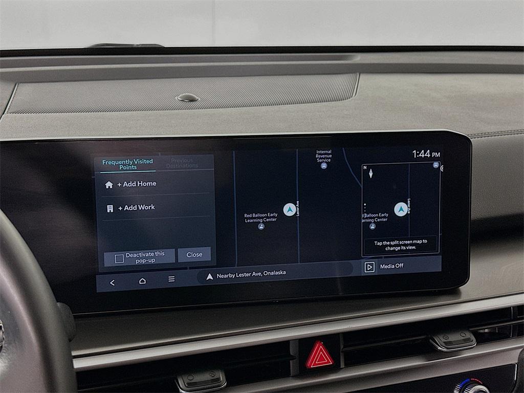 used 2024 Kia Sorento car, priced at $29,900