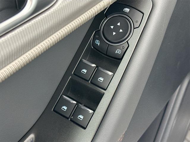 new 2025 Ford Explorer car, priced at $47,122