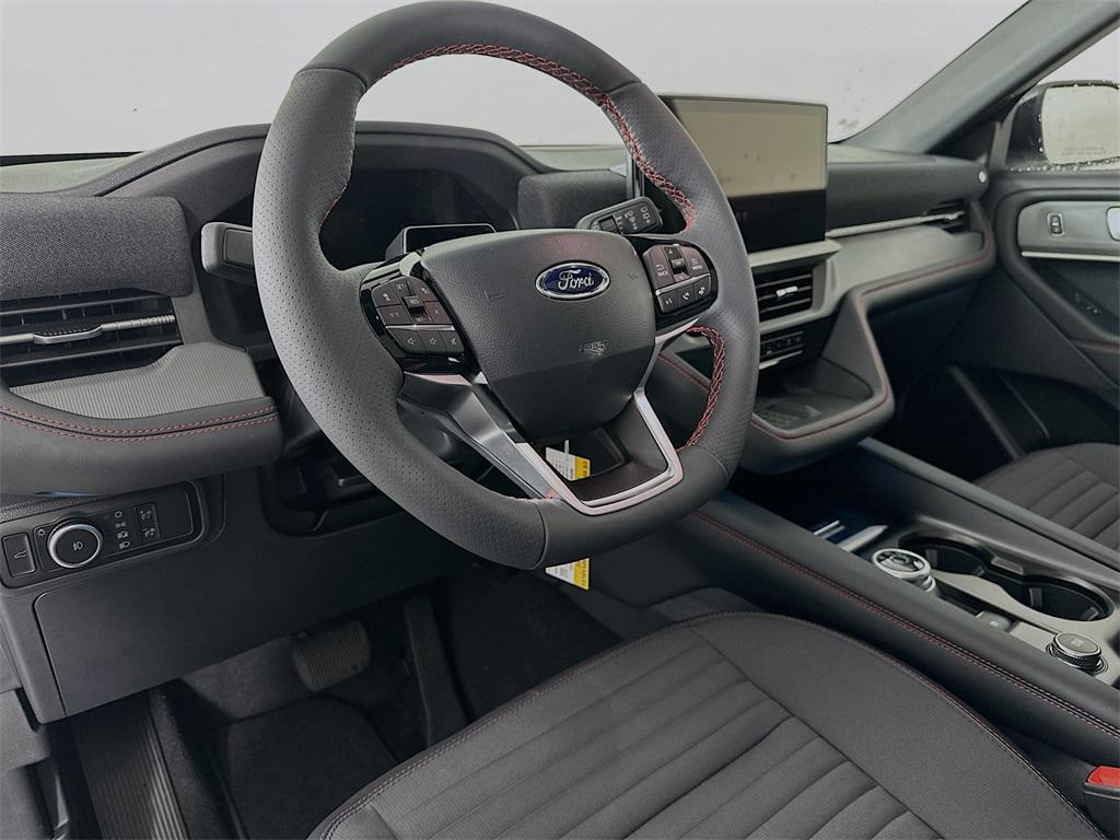 new 2025 Ford Explorer car, priced at $49,500