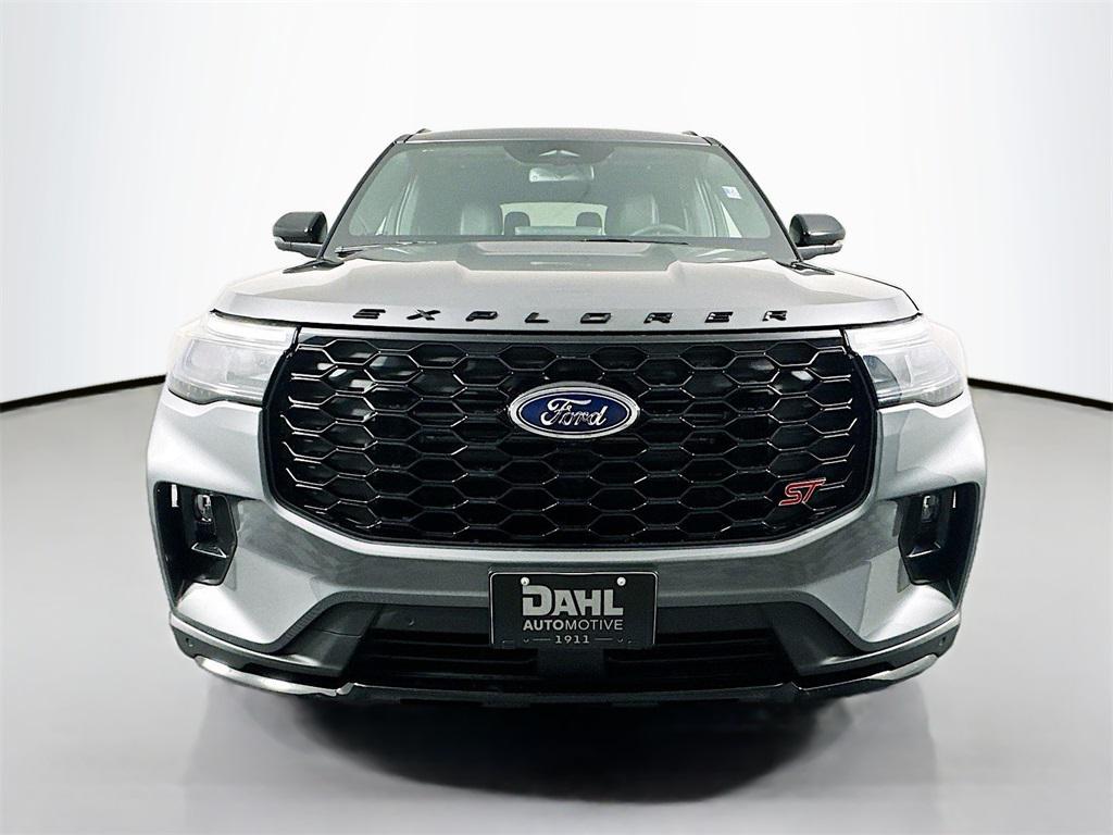 new 2025 Ford Explorer car, priced at $59,500