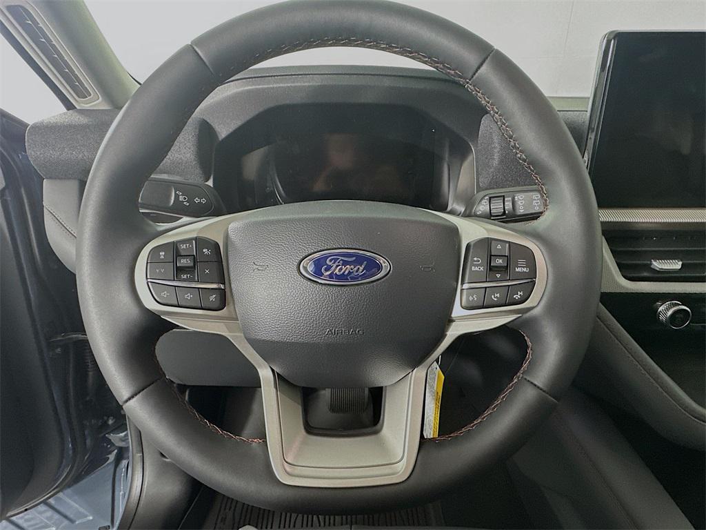 new 2025 Ford Explorer car, priced at $48,800
