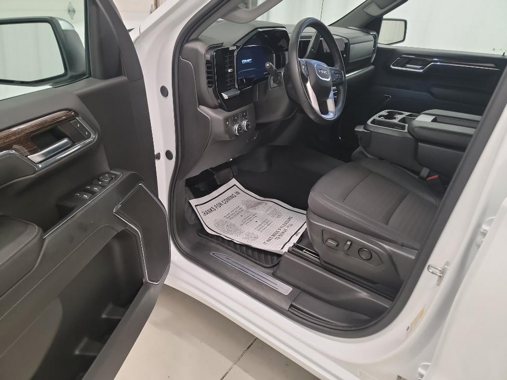 used 2024 GMC Sierra 1500 car, priced at $45,172
