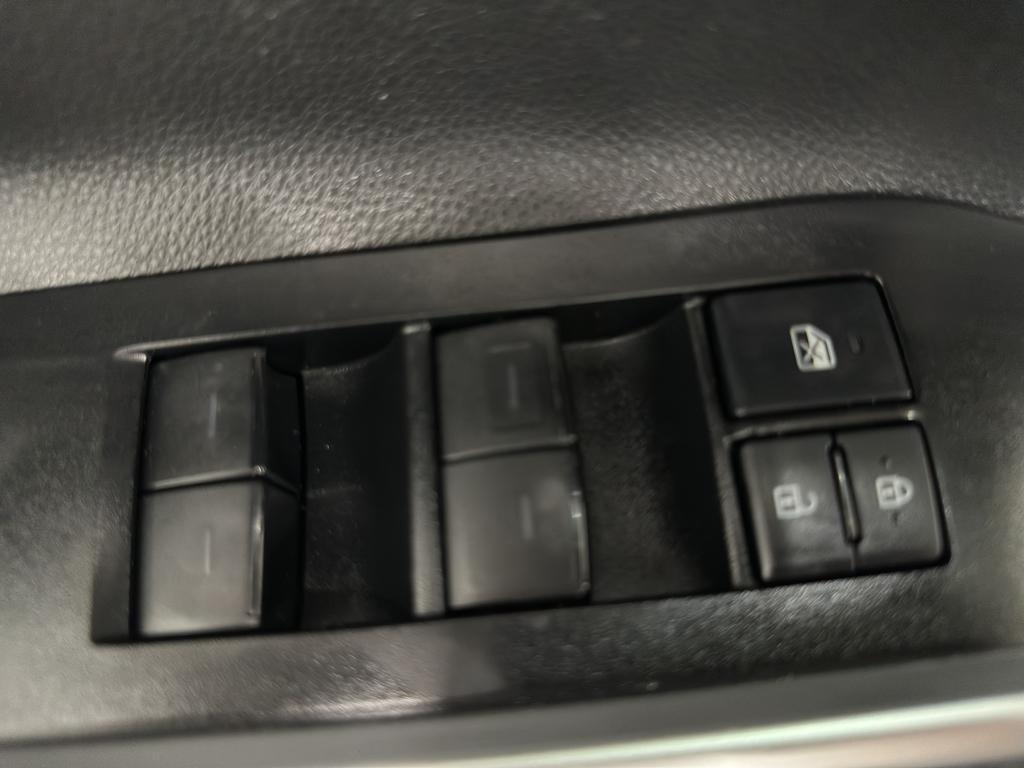 used 2021 Toyota Highlander car, priced at $34,744