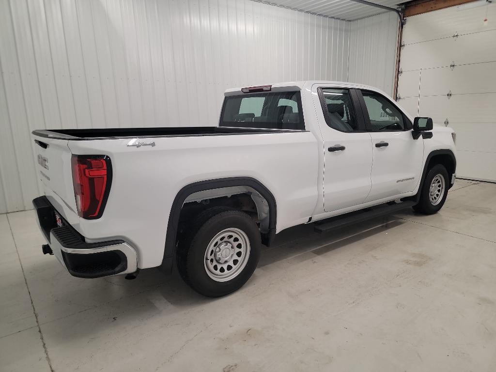 used 2023 GMC Sierra 1500 car, priced at $35,000