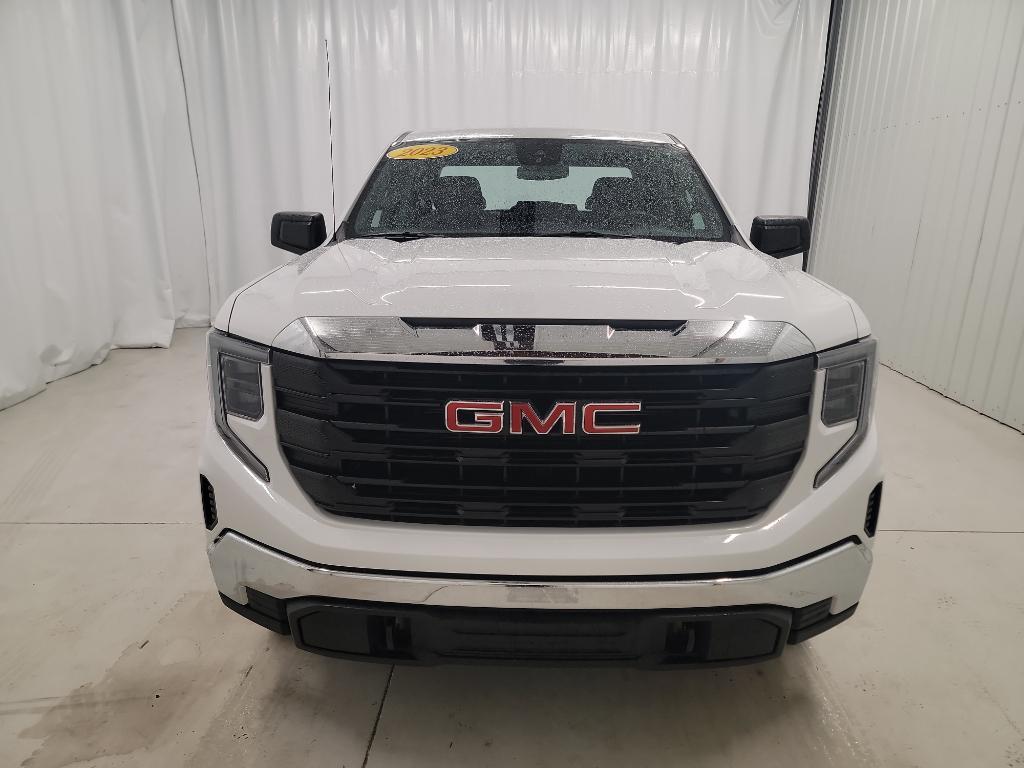 used 2023 GMC Sierra 1500 car, priced at $35,000