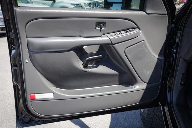 used 2007 Chevrolet Silverado 2500 car, priced at $17,995