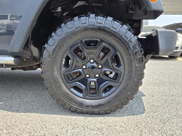 used 2017 Jeep Wrangler Unlimited car, priced at $14,995