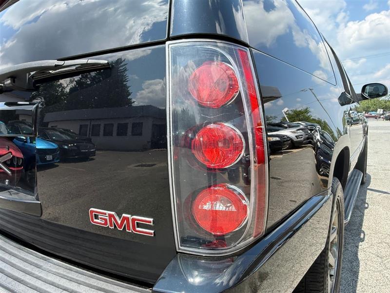 used 2013 GMC Yukon XL car, priced at $12,995
