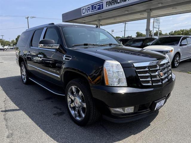 used 2014 Cadillac Escalade ESV car, priced at $15,995