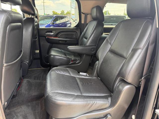 used 2014 Cadillac Escalade ESV car, priced at $15,995