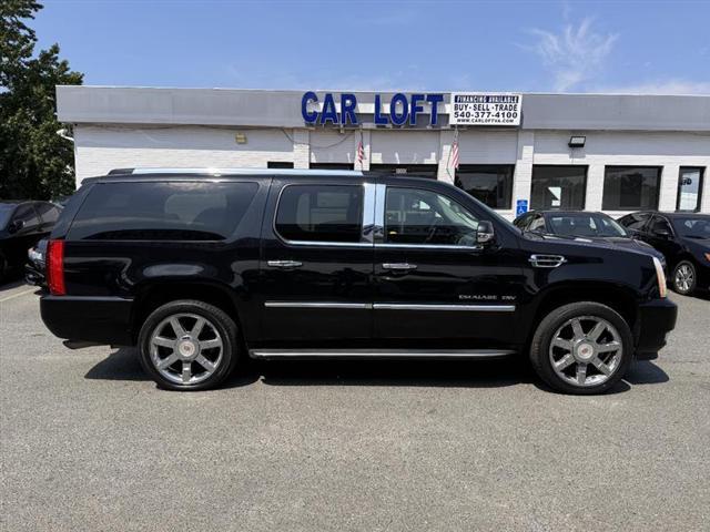 used 2014 Cadillac Escalade ESV car, priced at $15,995