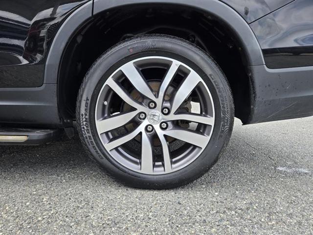 used 2017 Honda Pilot car, priced at $13,995
