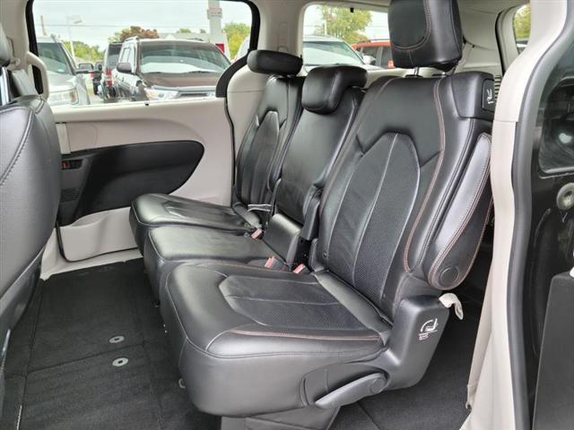 used 2019 Chrysler Pacifica car, priced at $19,995