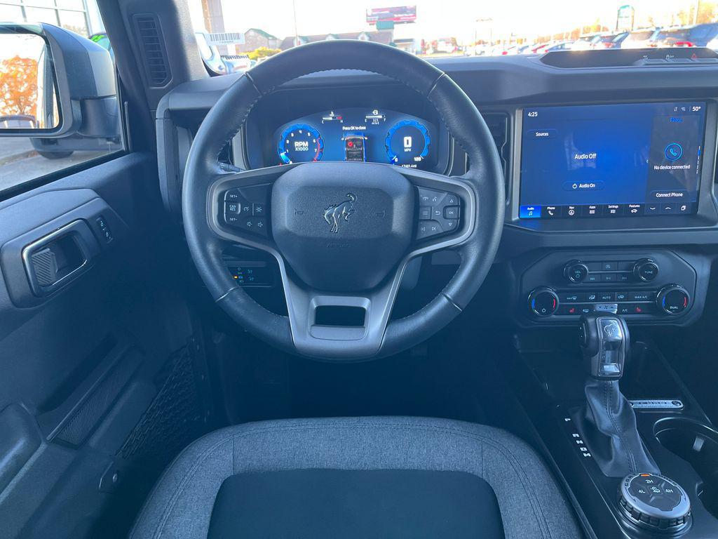 used 2025 Ford Bronco car, priced at $37,981