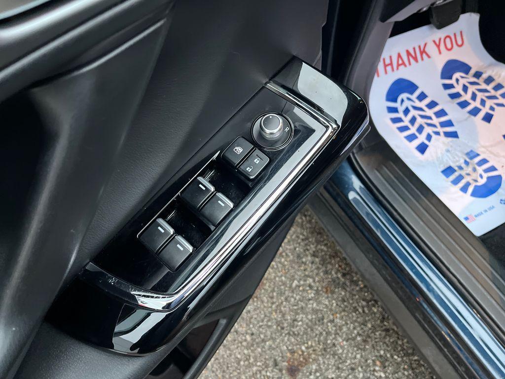 used 2022 Mazda CX-9 car, priced at $22,189