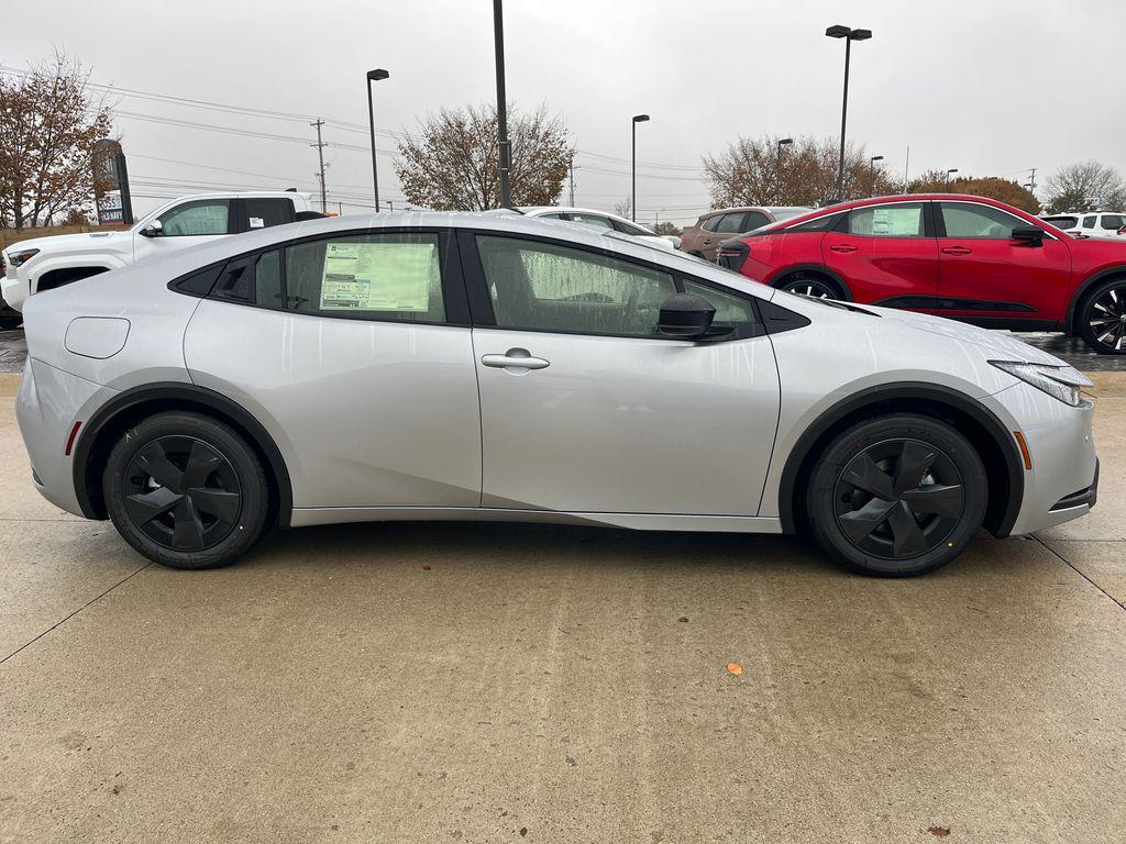 new 2026 Toyota Prius Plug-In Hybrid car, priced at $34,589
