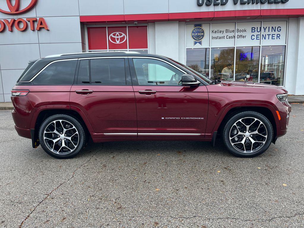 used 2023 Jeep Grand Cherokee car, priced at $43,191