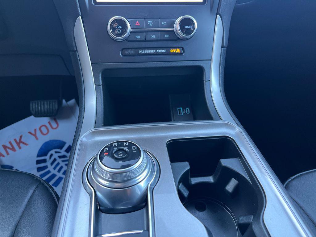 used 2024 Ford Edge car, priced at $21,261