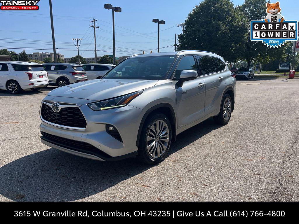 used 2021 Toyota Highlander Hybrid car, priced at $31,424
