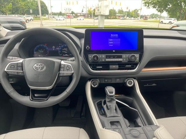new 2025 Toyota Grand Highlander car, priced at $51,533