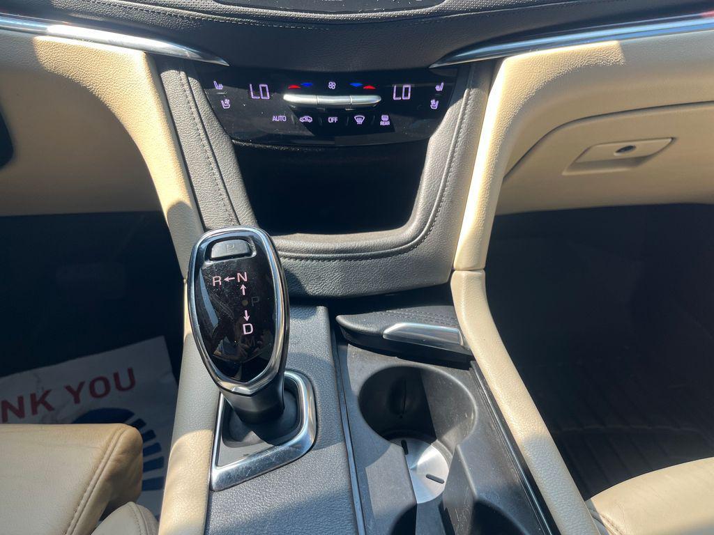 used 2017 Cadillac XT5 car, priced at $16,140