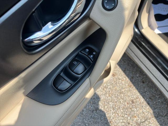 used 2015 Nissan Rogue car, priced at $10,777