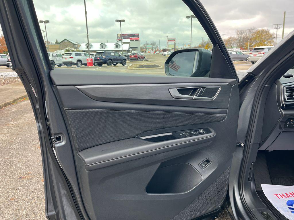 used 2025 Volkswagen Atlas Cross Sport car, priced at $33,473