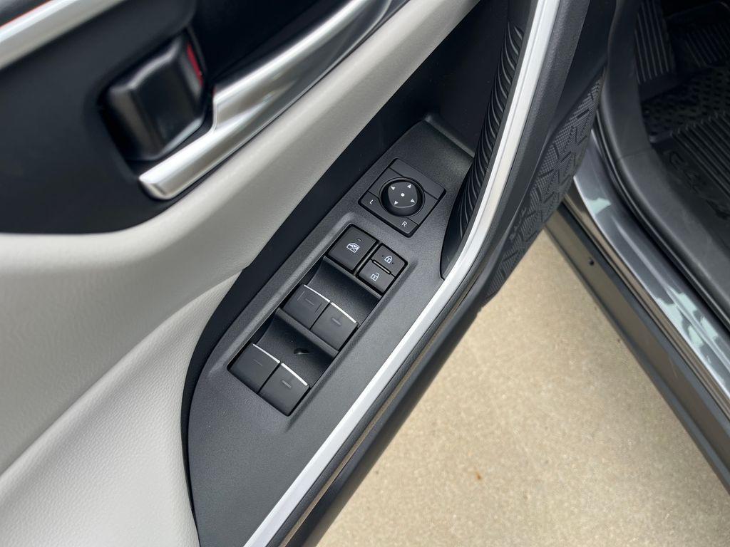 new 2025 Toyota RAV4 car, priced at $35,061