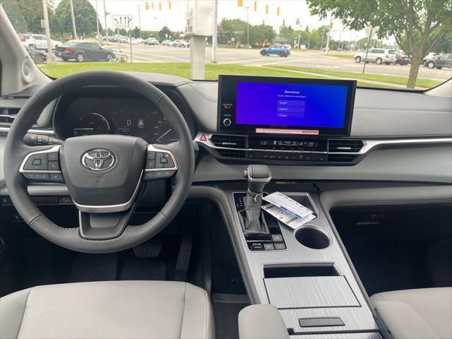 new 2025 Toyota Sienna car, priced at $50,920