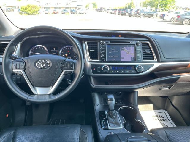used 2016 Toyota Highlander car, priced at $19,899