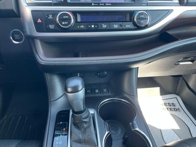 used 2016 Toyota Highlander car, priced at $19,899