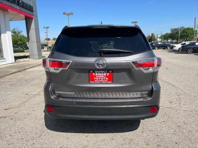used 2016 Toyota Highlander car, priced at $19,899