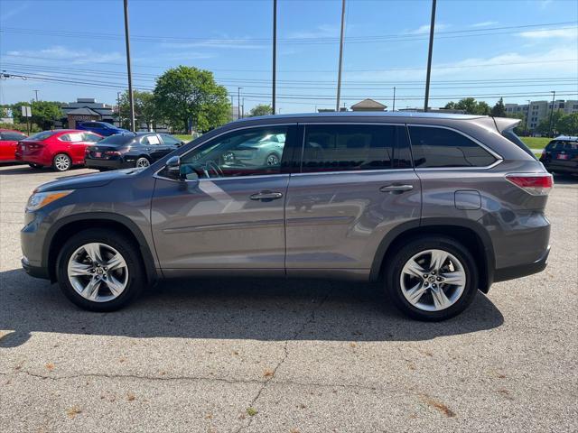 used 2016 Toyota Highlander car, priced at $19,899