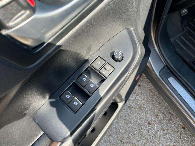 used 2016 Toyota Highlander car, priced at $19,899