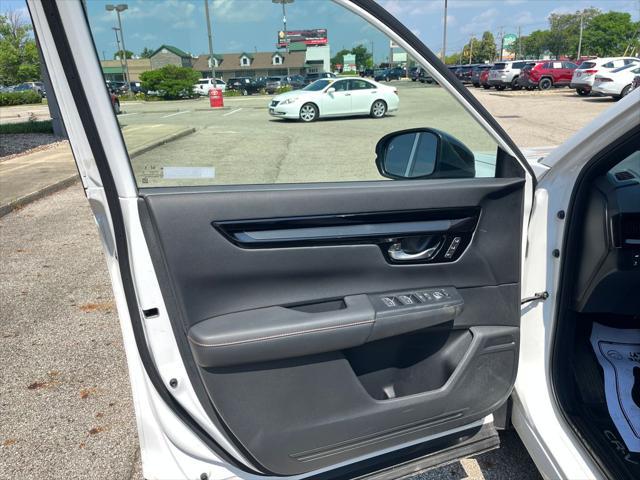 used 2023 Honda CR-V Hybrid car, priced at $33,869