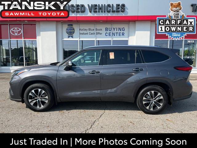used 2021 Toyota Highlander car, priced at $36,038