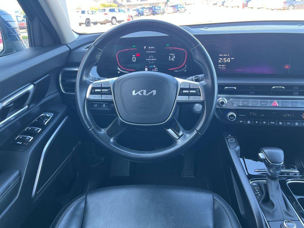 used 2025 Kia Telluride car, priced at $32,926