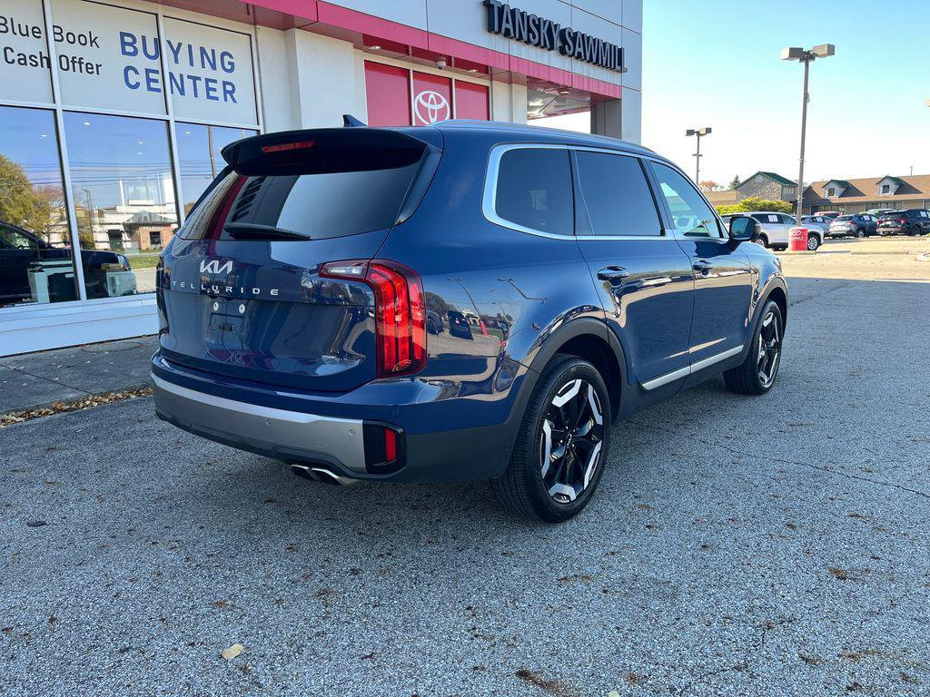 used 2025 Kia Telluride car, priced at $32,926