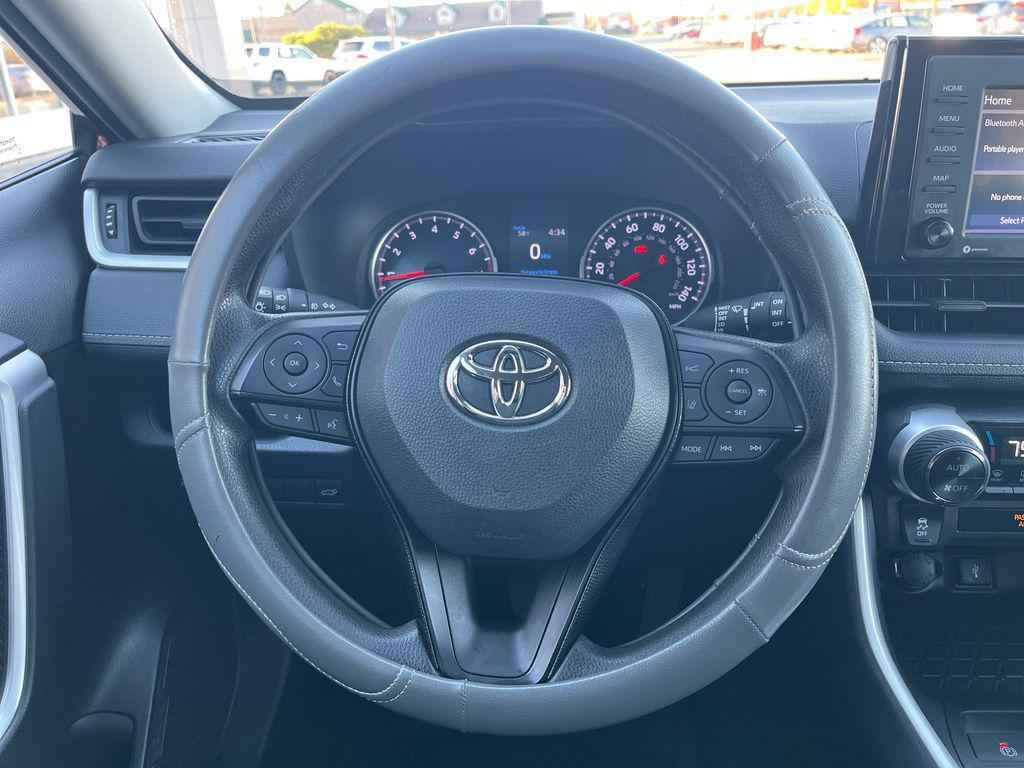 used 2021 Toyota RAV4 car, priced at $25,464