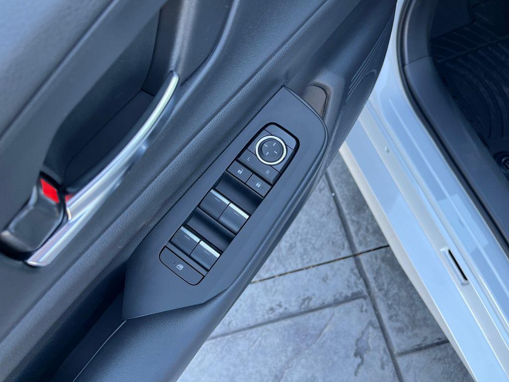 new 2026 Toyota Prius Plug-In Hybrid car, priced at $39,333