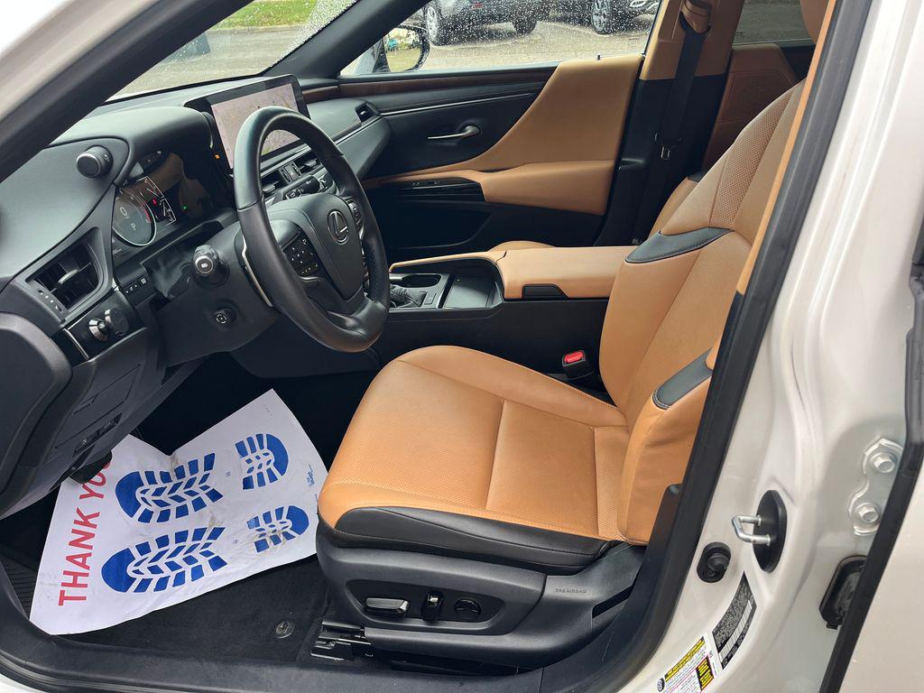 used 2024 Lexus ES 350 car, priced at $34,270