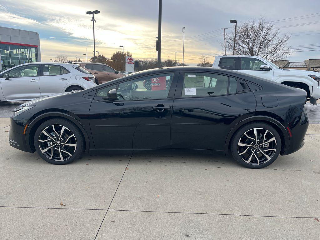 new 2026 Toyota Prius Plug-In Hybrid car, priced at $42,885