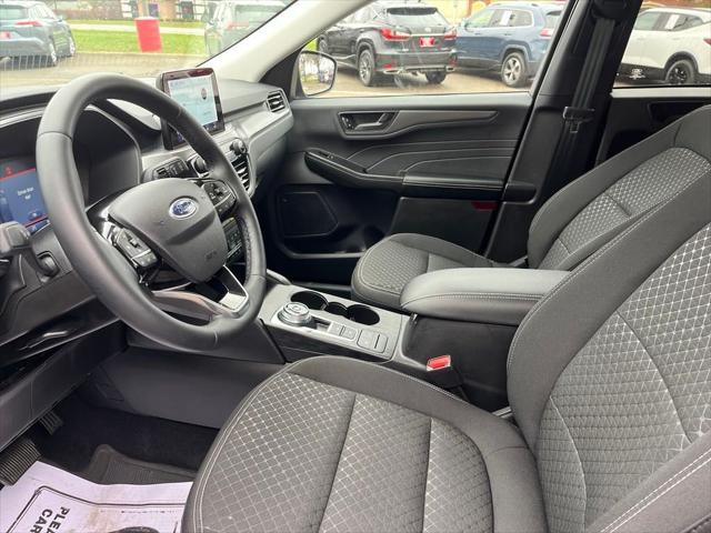 used 2023 Ford Escape car, priced at $25,259