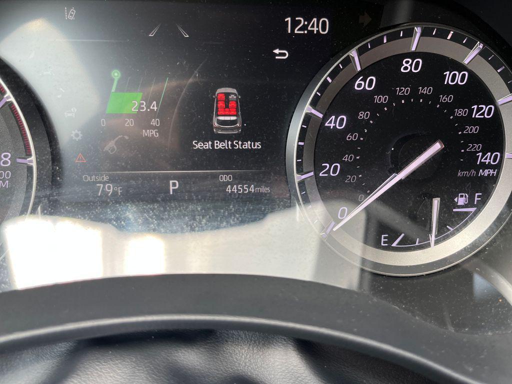 used 2022 Toyota Highlander car, priced at $38,404