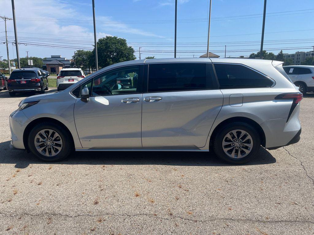 used 2021 Toyota Sienna car, priced at $36,567